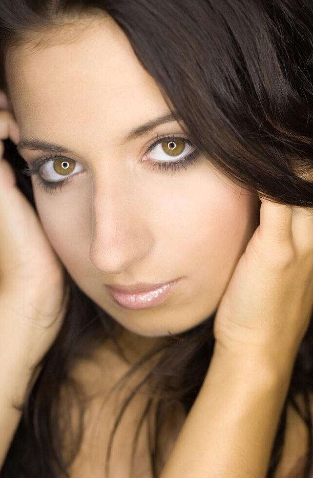  13864002  , 32 ,    -