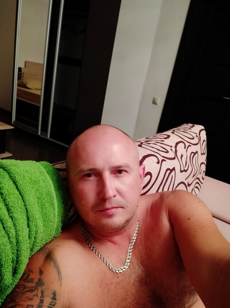  18267862  , 40 ,    