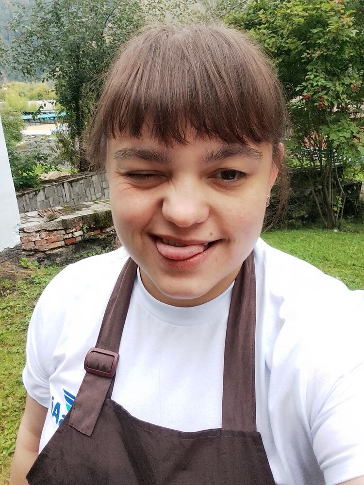  28687142  , 31 ,    
