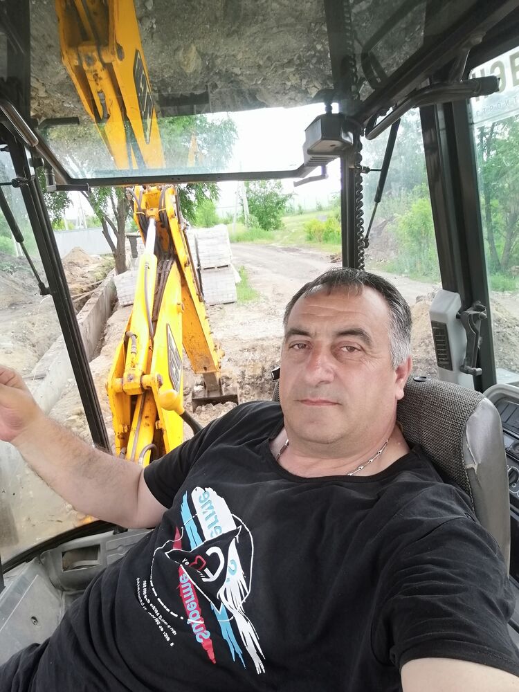  28277182  , 49 ,    