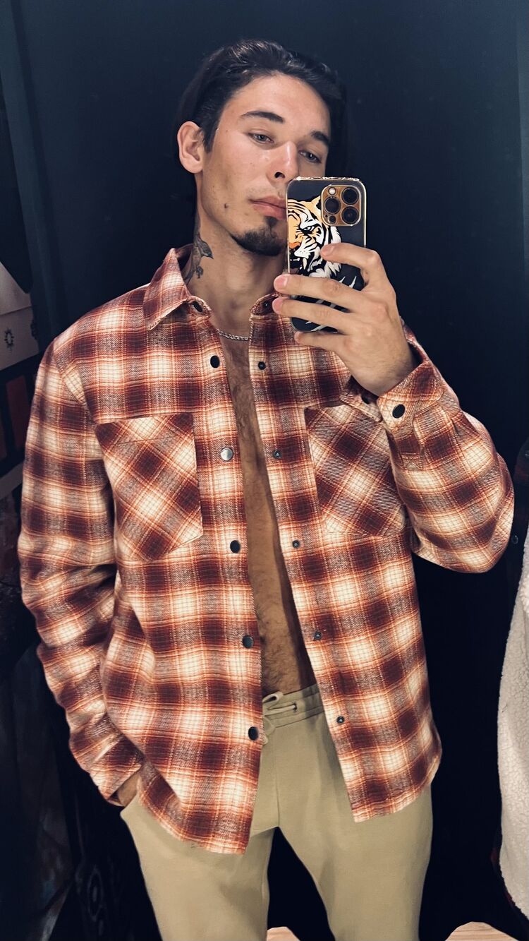   ,   Henry, 25 ,   ,   