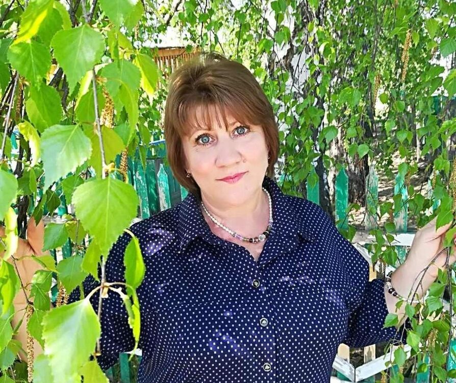  15221122  Olga, 60 ,    