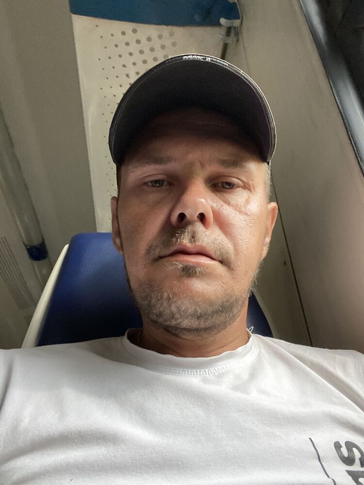  52872282  , 40 ,    