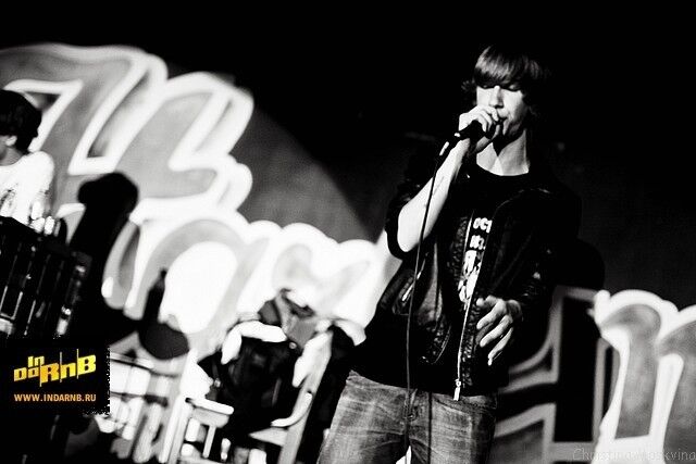  15439552  , 35 ,    -