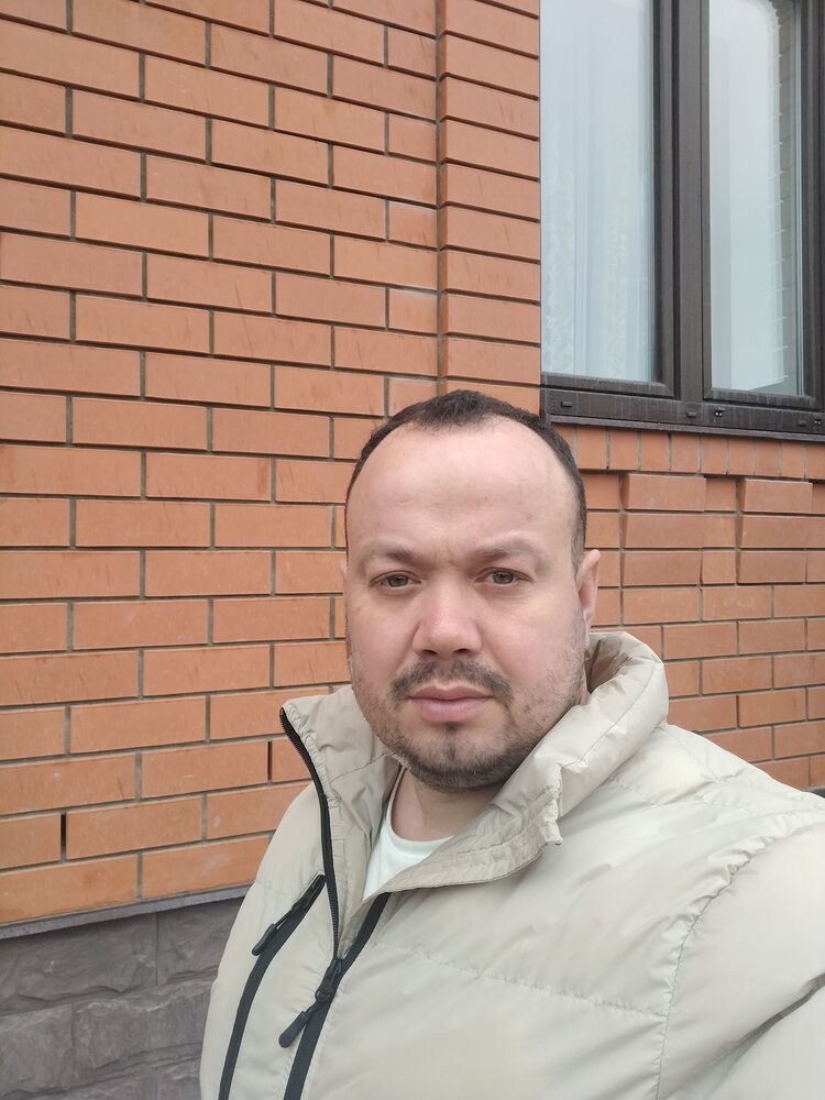  26860122  Denis, 38 ,    