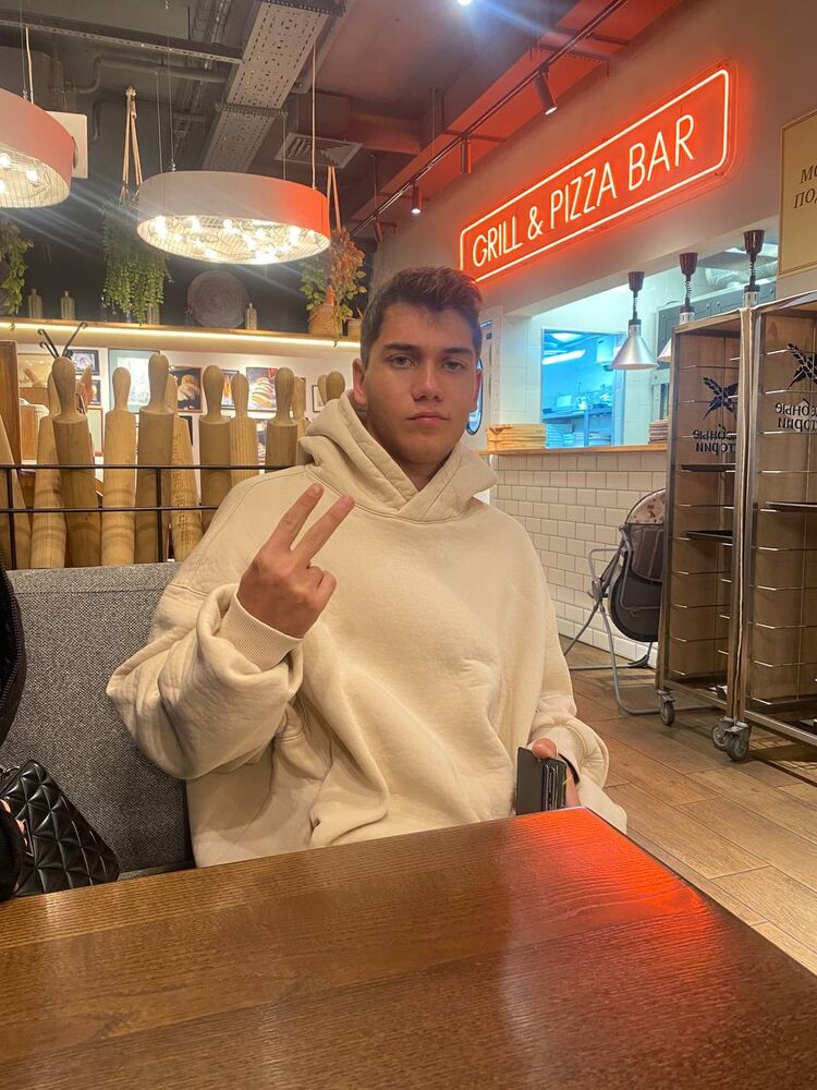 ���� 54373762 ����� �����, 18 ���, ���� ���������� � ��������