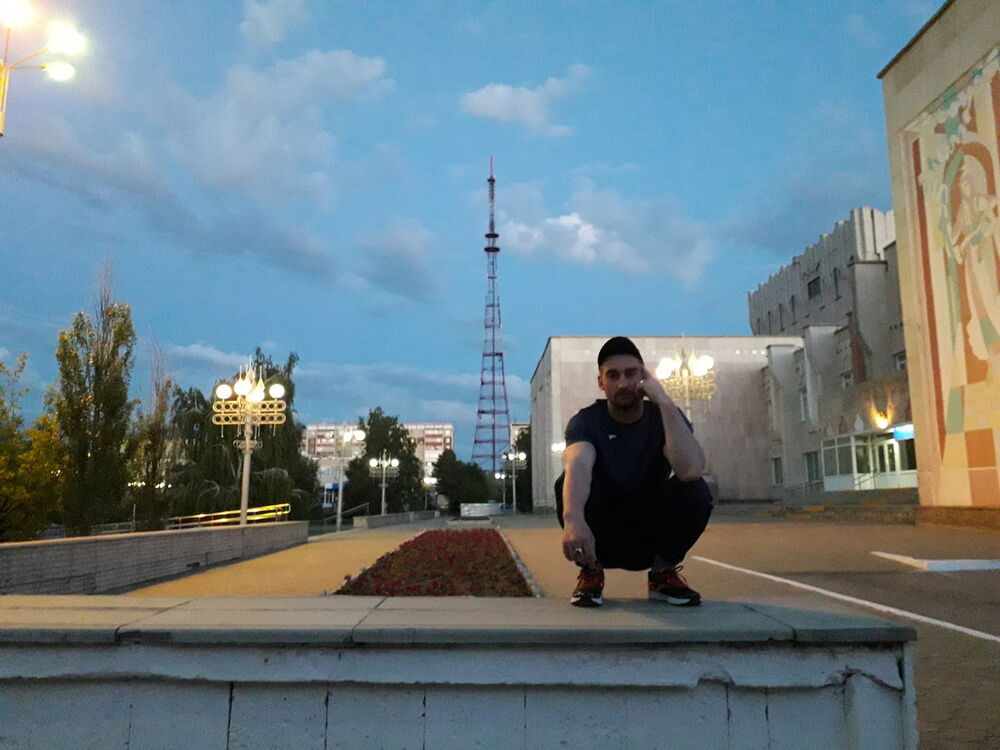  12800882  Nikolai, 38 ,    