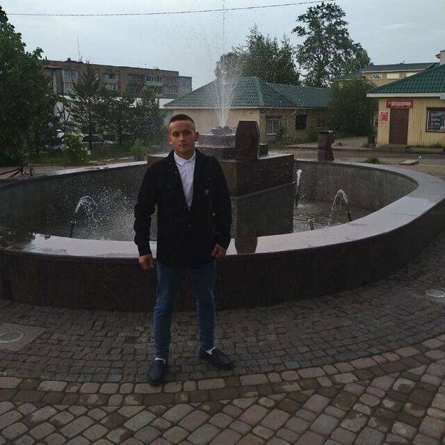  ,   Danya, 21 ,   ,   , c , 