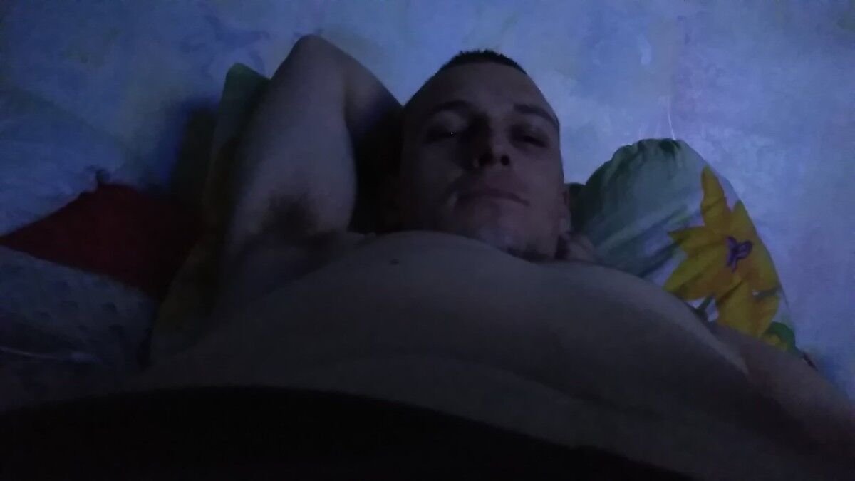  12094732  ˸, 34 ,    