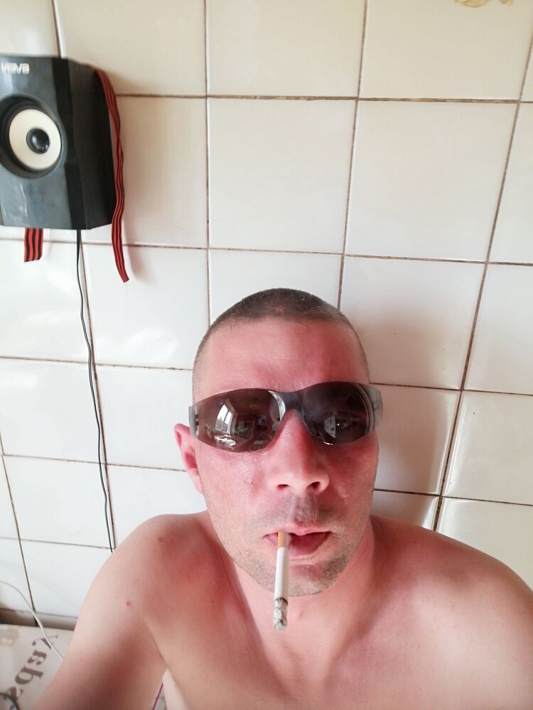  22933952  , 38 ,    