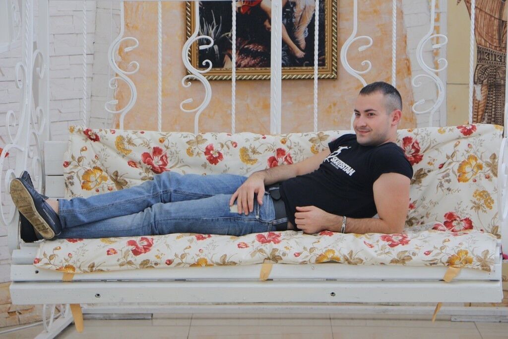  10772012  P Nicolai, 36 ,    