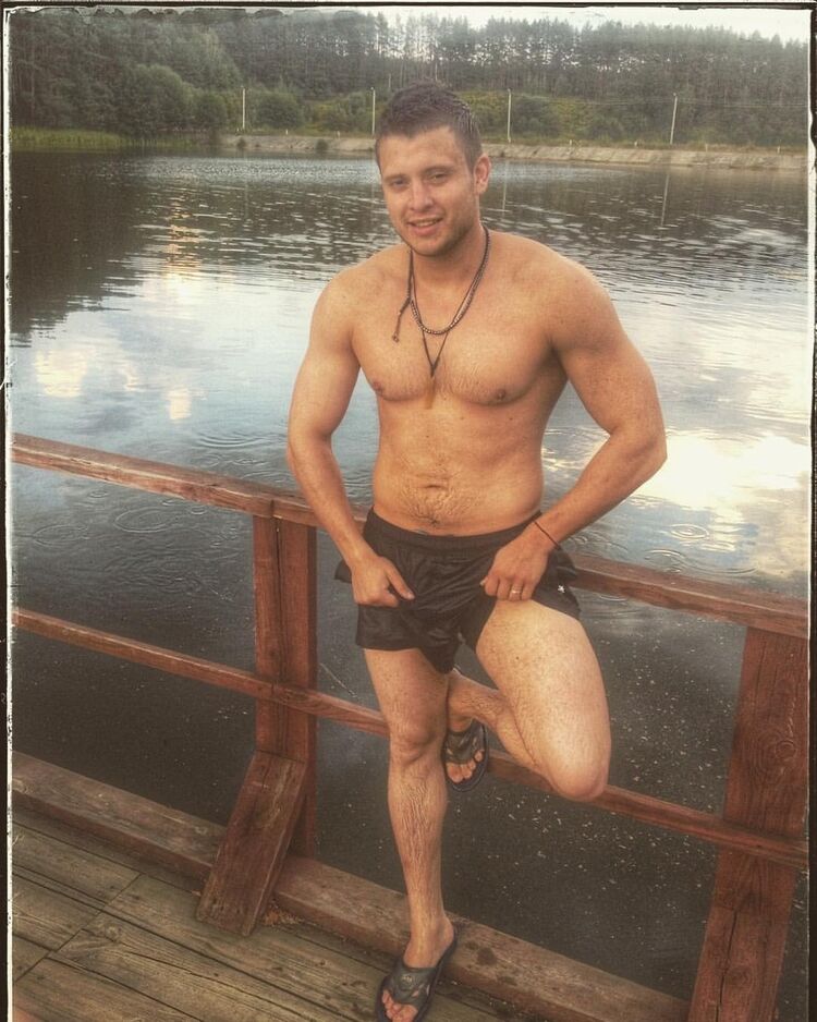  ,   Stas, 36 ,   