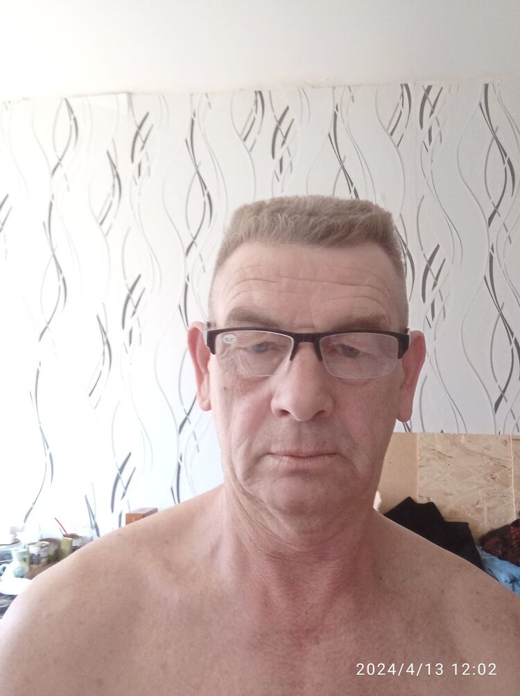  46627692  , 54 ,    