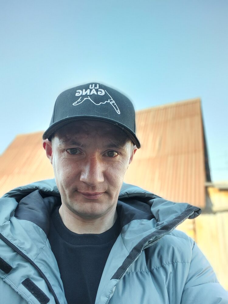  -,   Oleg, 37 ,   ,   , c 