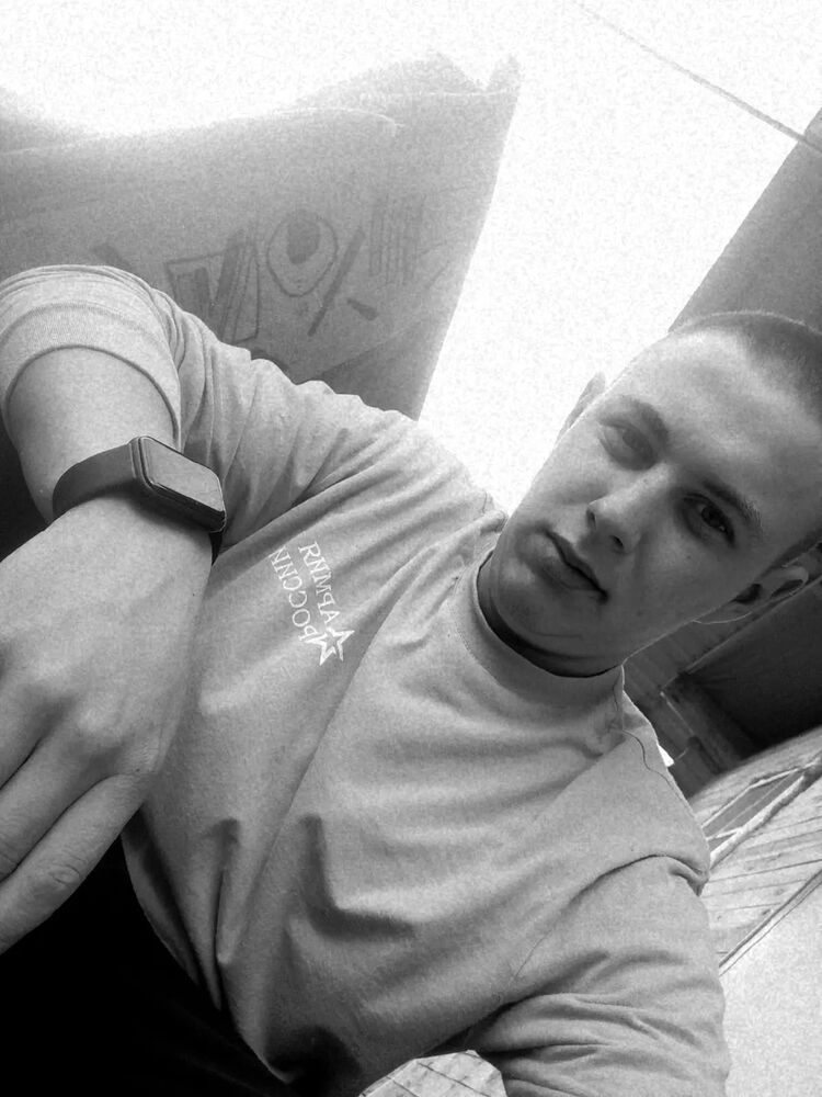  30963732  Daniil, 23 ,    