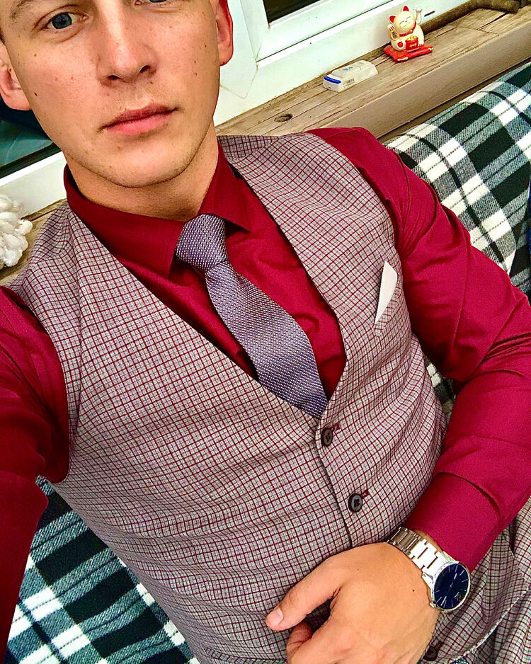  54364822  , 33 ,    -