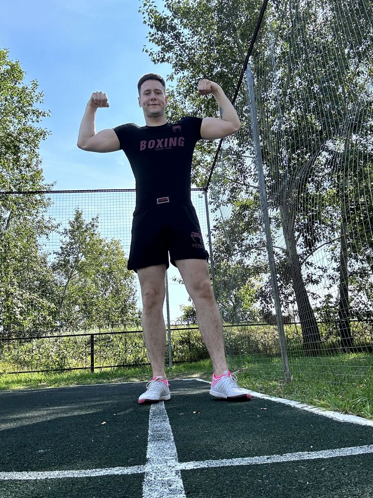  37739042  Pavel, 2 ,    