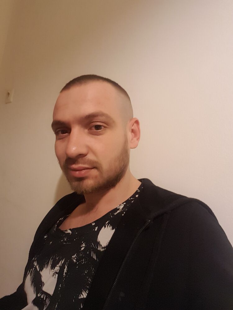  24952932  , 32 ,    Podhaji