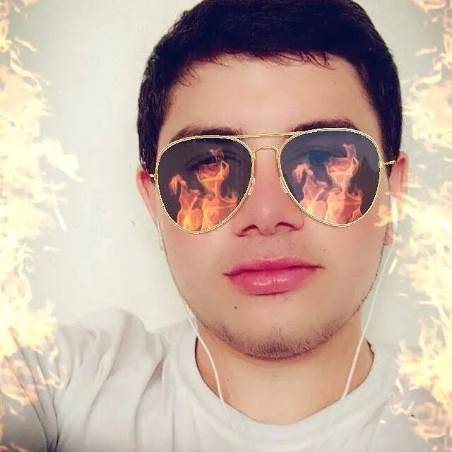  27305822  Ahmet, 22 ,    