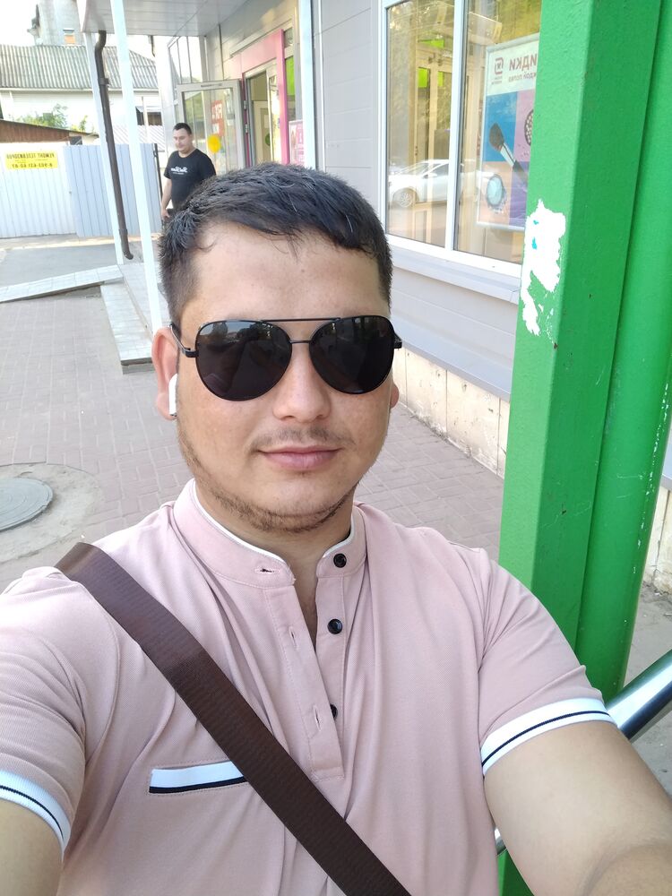  ,   Hayotjon, 29 ,   ,   