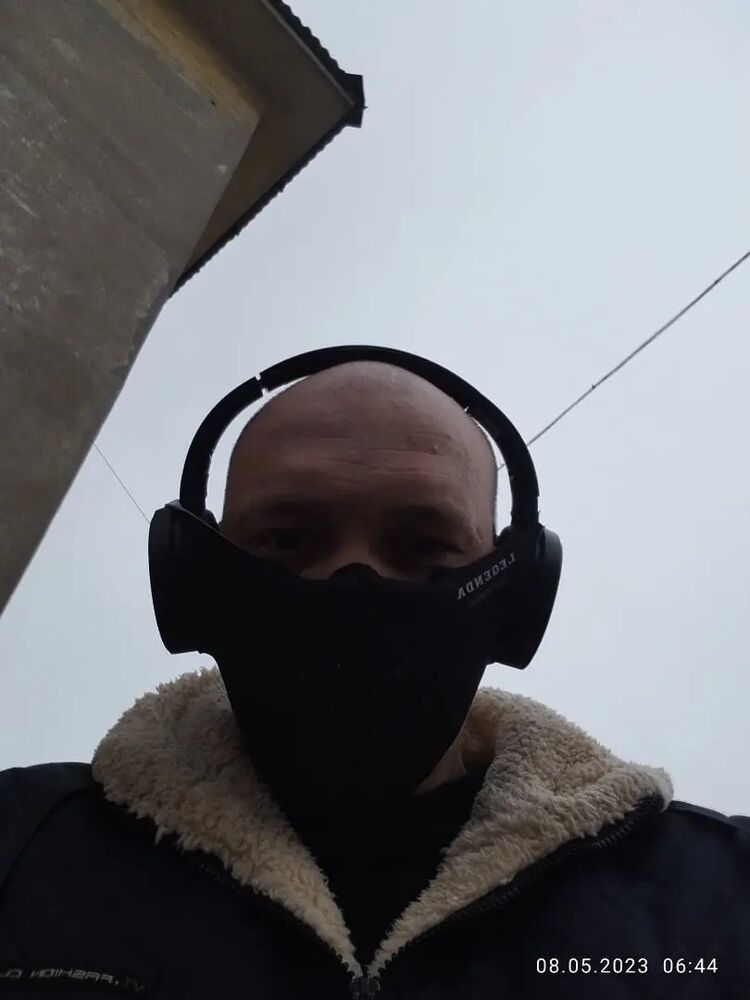  43303022  , 34 ,    