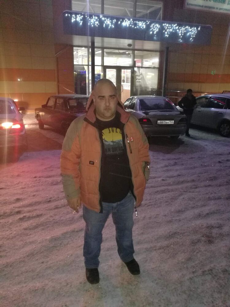  ,   Vage, 46 ,   ,   