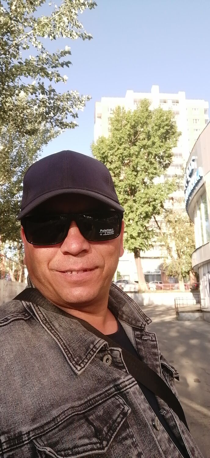  37855872  , 49 ,    