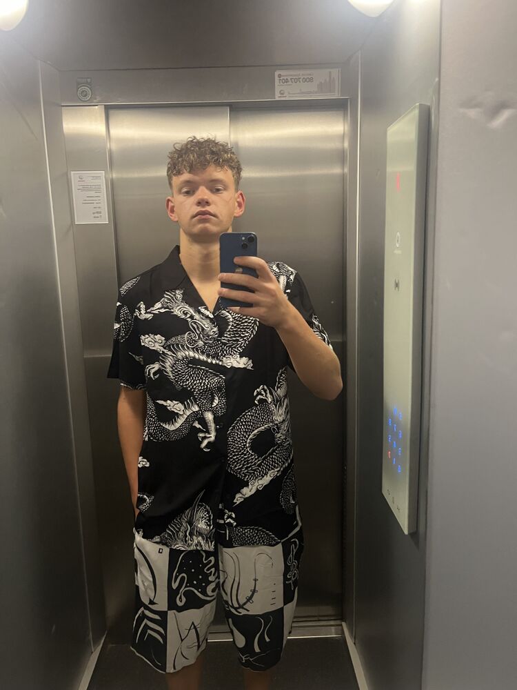  ,   Serhij, 19 ,   ,   
