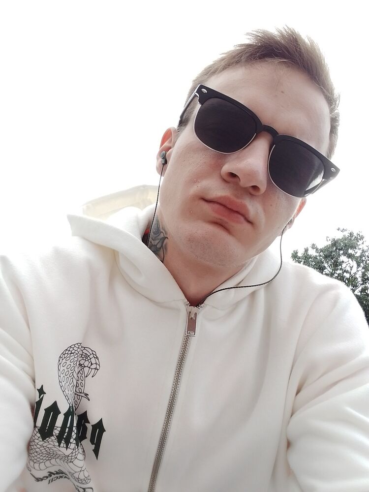  ,   Evgeniy, 24 ,   ,   