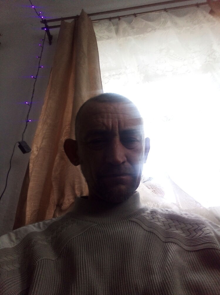  40725532  , 44 ,    