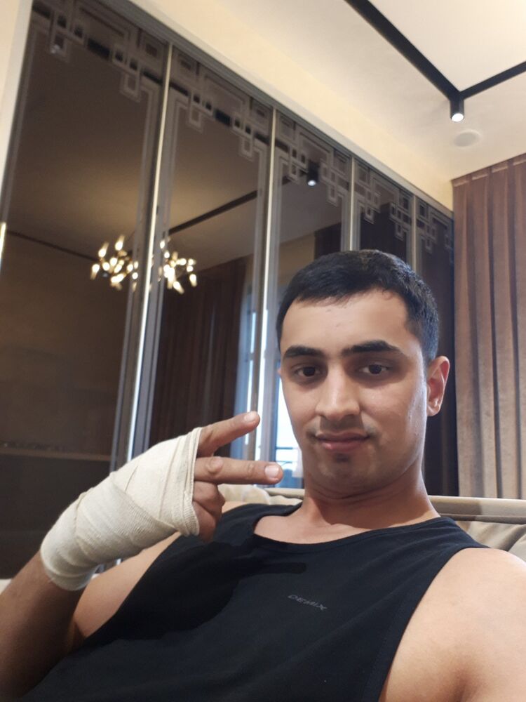  ,   Murodbek, 31 ,   ,   , c , 