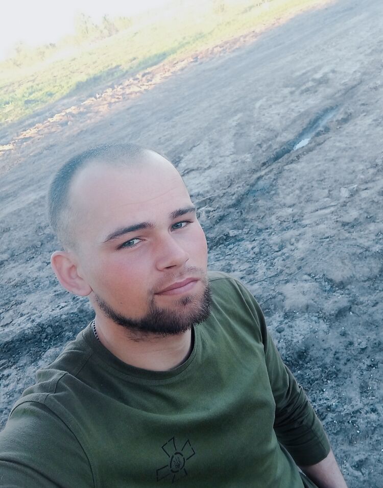  36741052  , 28 ,    
