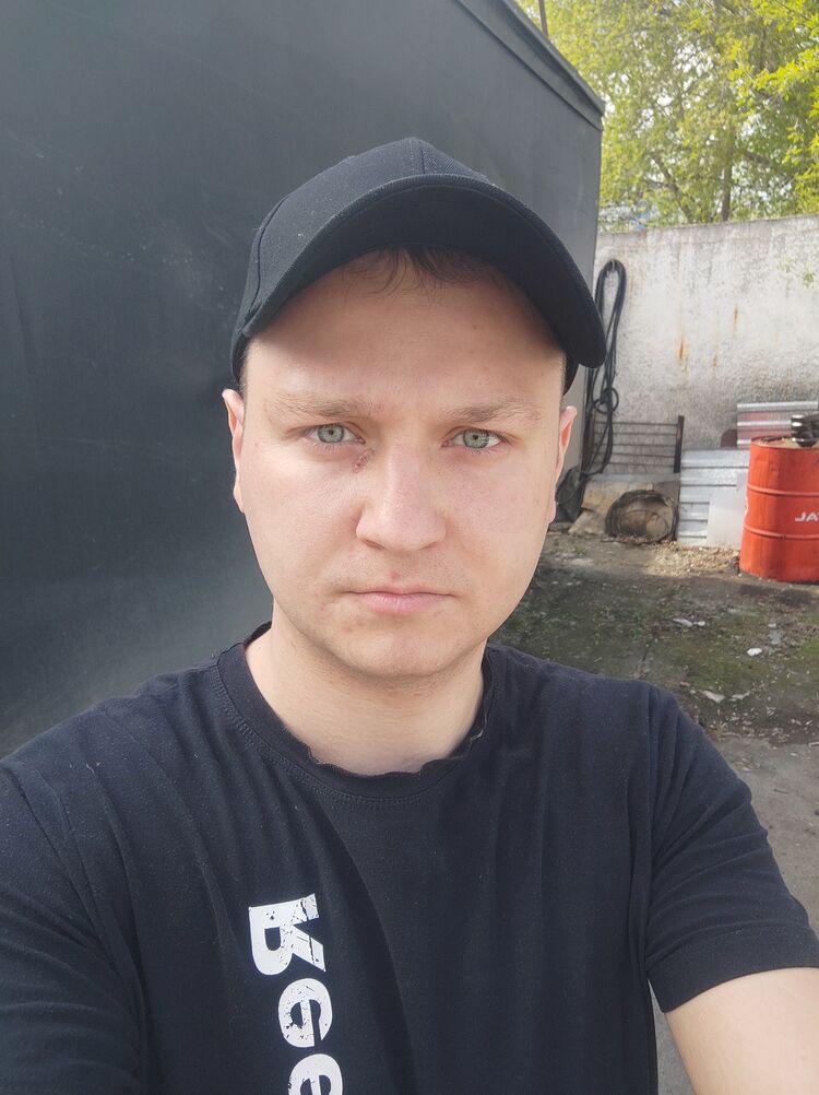  46590662  Nikita, 33 ,    