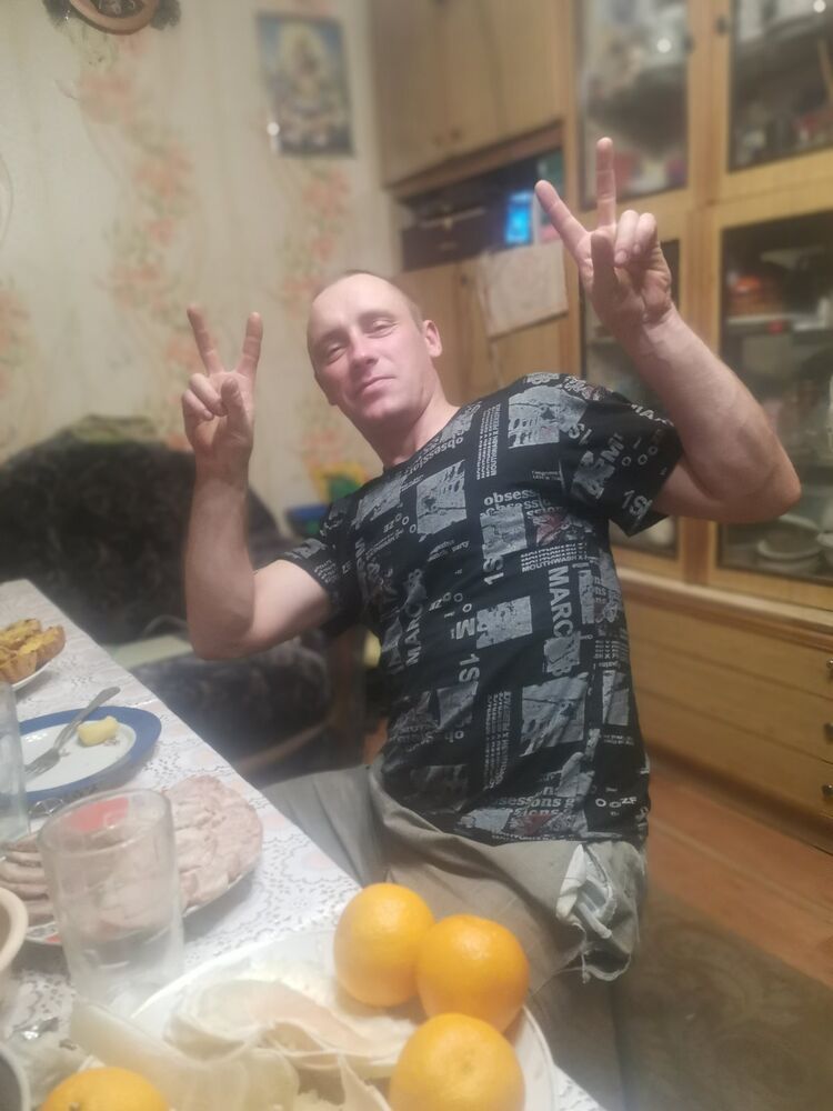  31162872  , 37 ,    