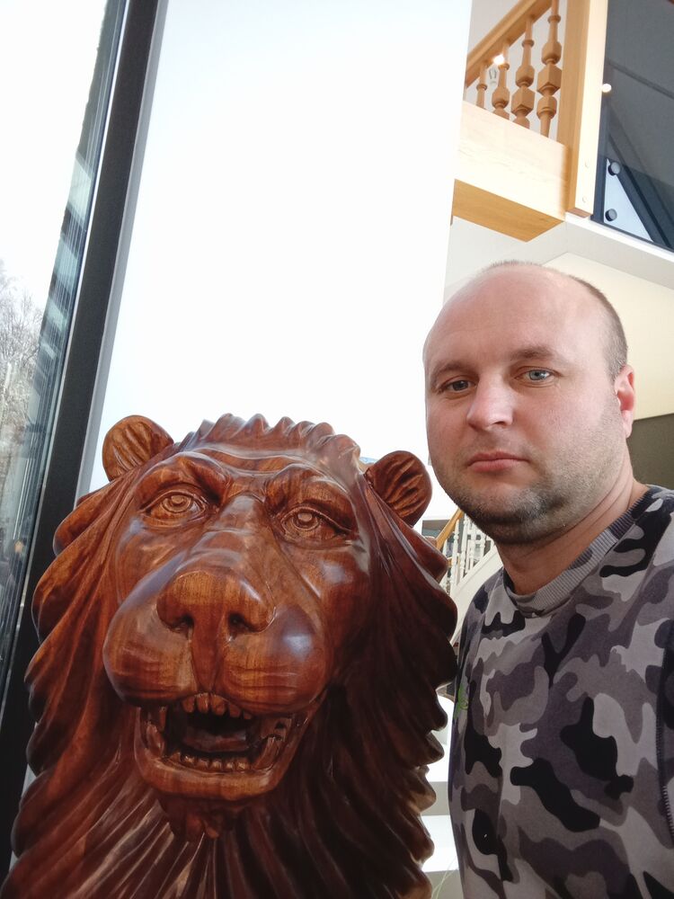  49539782  Oleksandr, 35 ,    