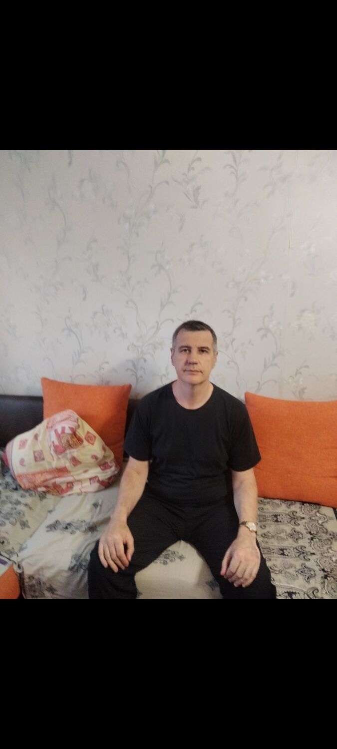  40377332  , 52 ,     