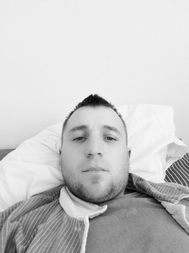 31928282  , 32 ,    