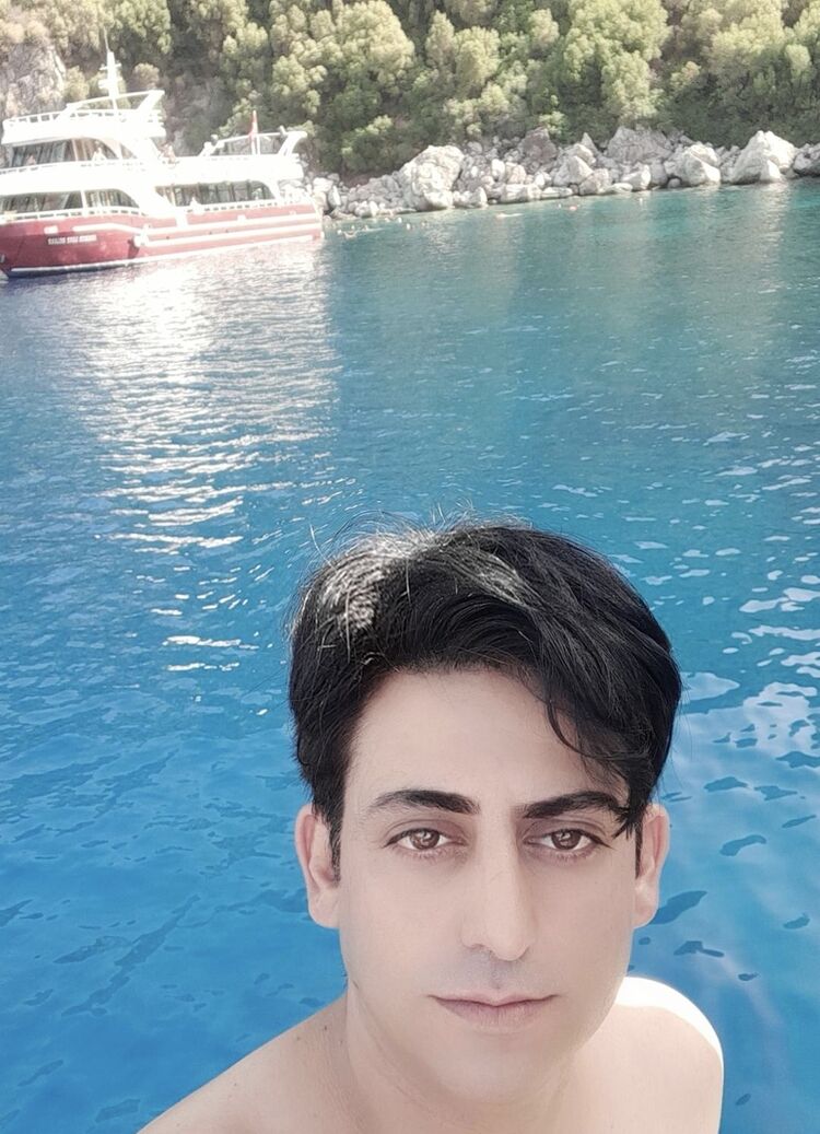  53406662  Erkan, 41 ,    