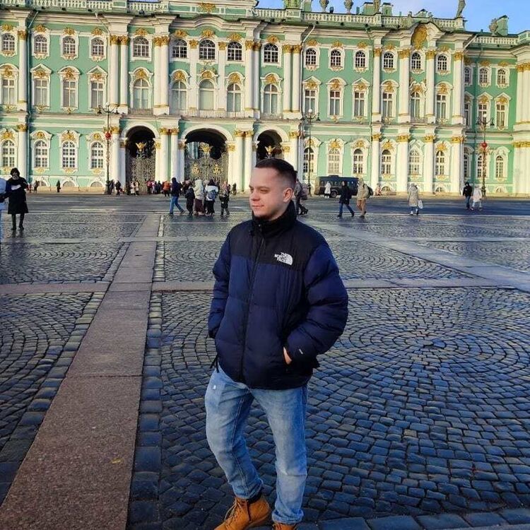  ,   Philipp, 28 ,   c 