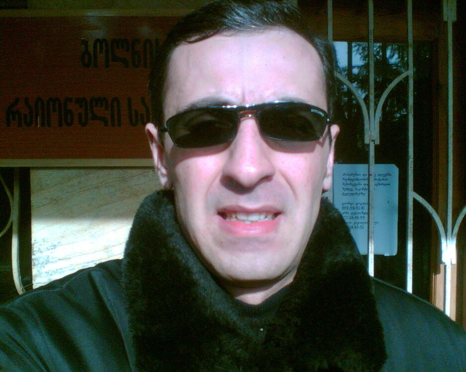  8692572  Levan, 42 ,    