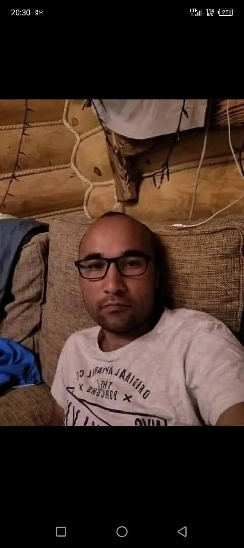  50152262  Rasul, 39 ,    