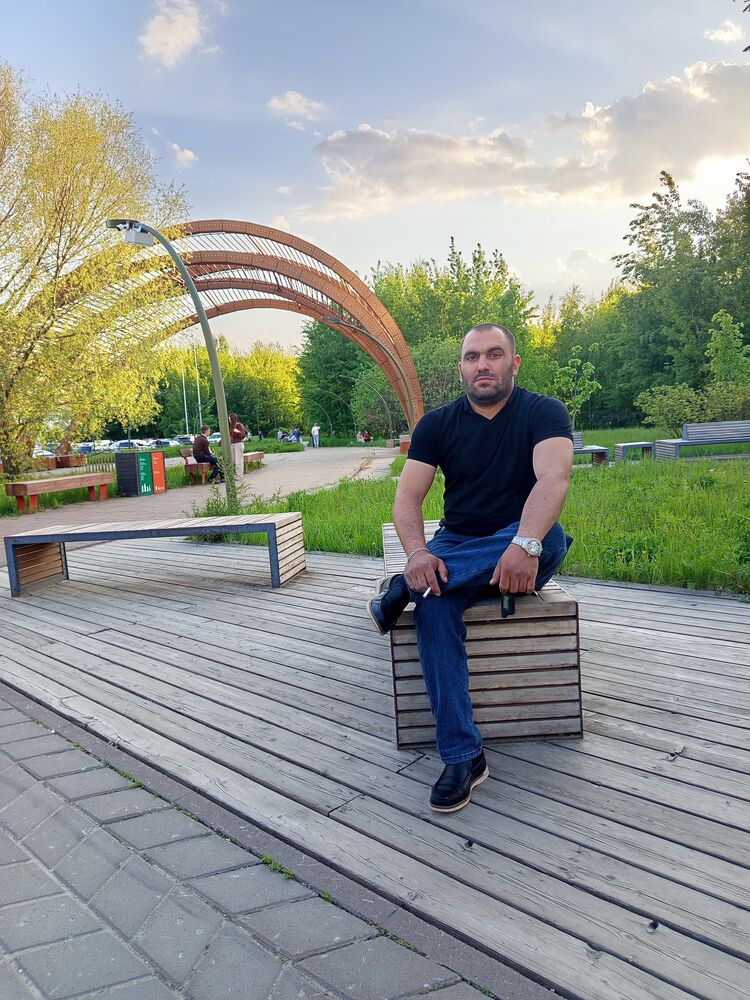  53411662  Elsad, 36 ,    