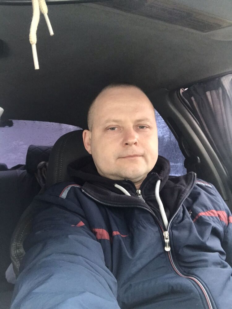  28534472  , 44 ,    