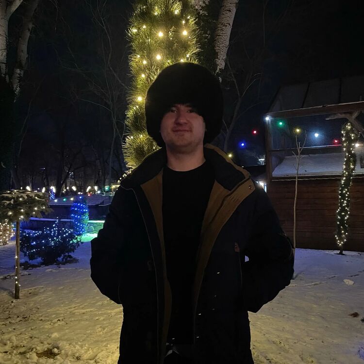 32437772  Evgeny, 27 ,    -