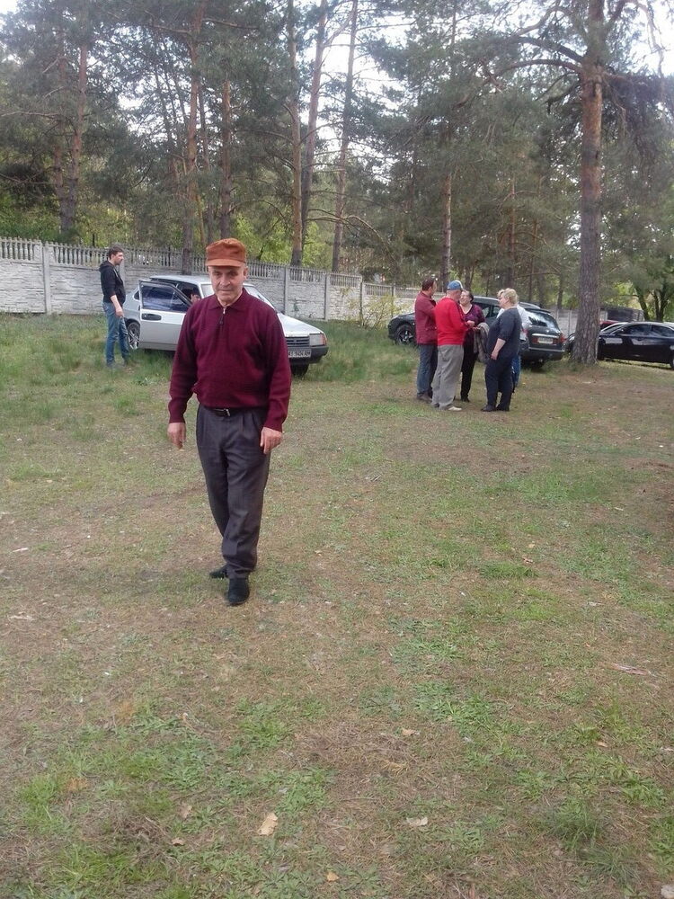  16286142  Borys, 70 ,    