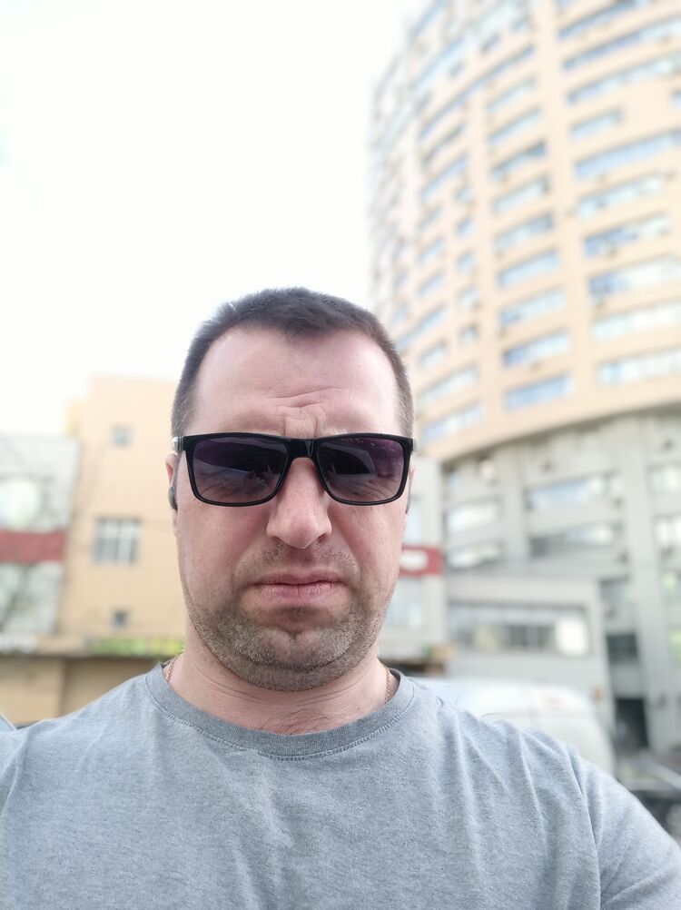 ,   Dima, 44 ,   ,   , c , 