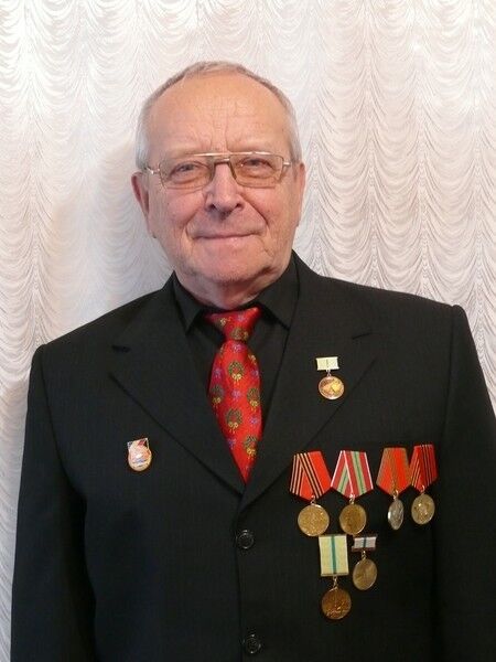  4771582  Oleg Logunov, 85 ,    -