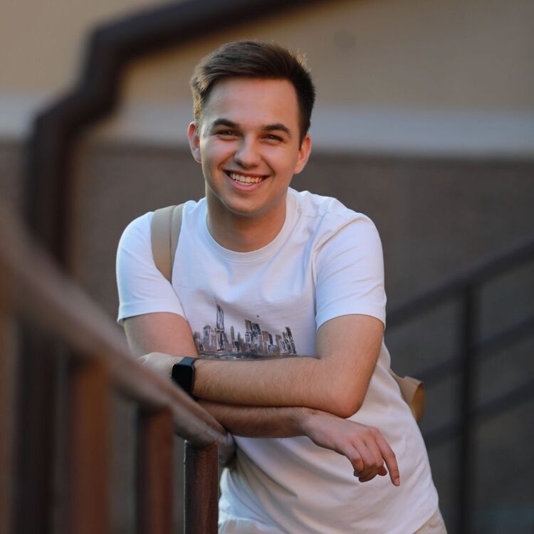  ,   Nikita, 18 ,   ,   