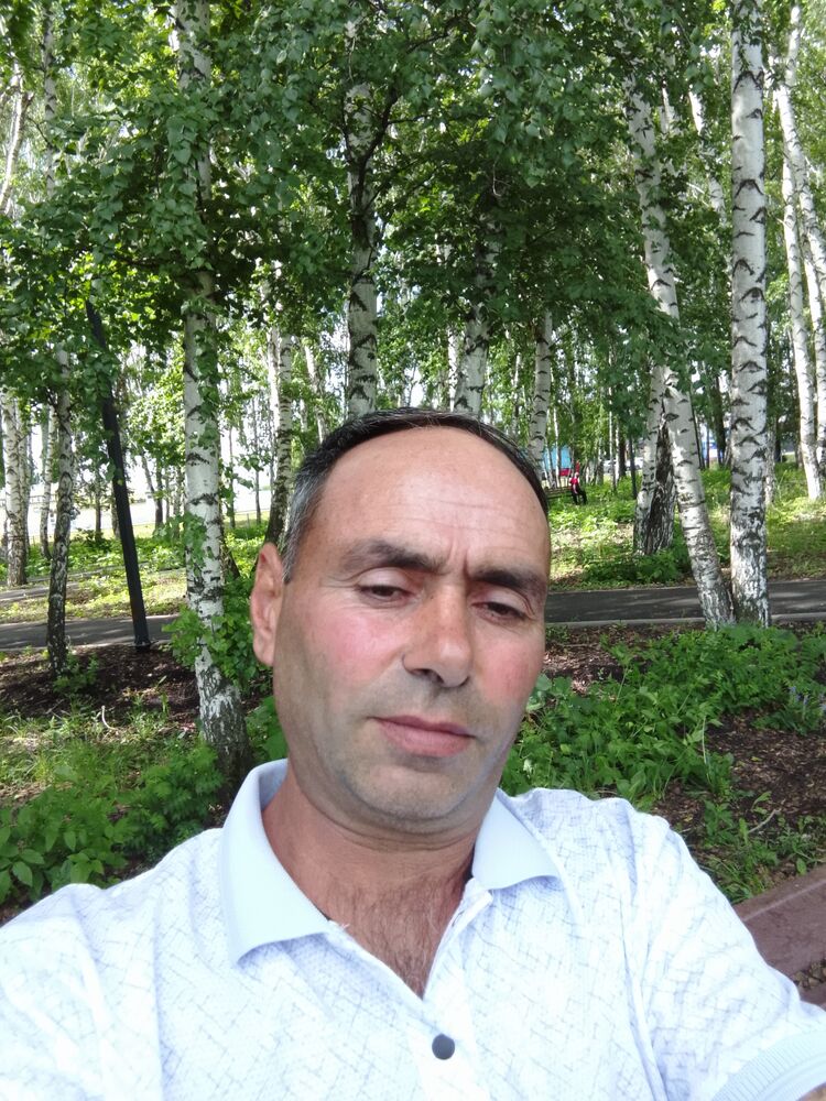  43941952  Nazim, 46 ,    
