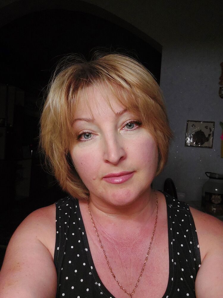  --,   , 52 ,   c 